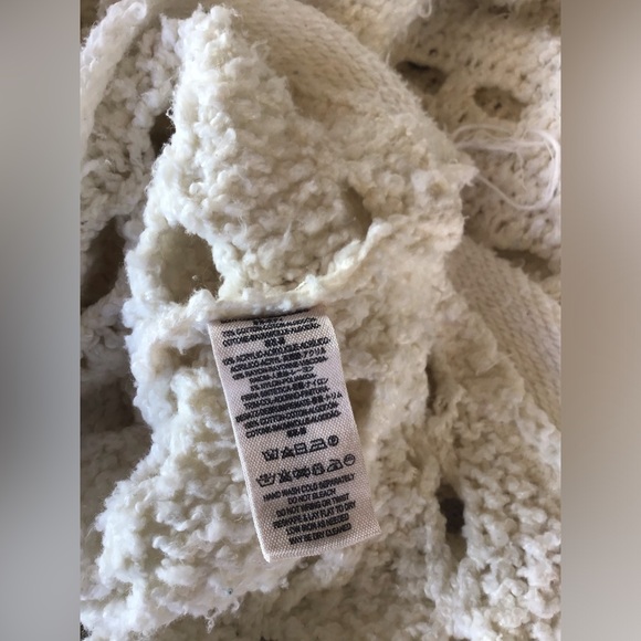 SOLD ππΌFree People zip hoodie knit like new - Picture 9 of 10